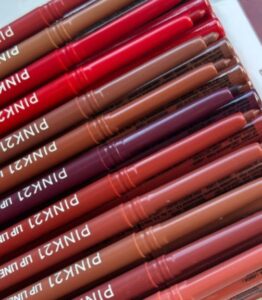 DELINEADOR DE LABIOS RETRACTIL PINK 21