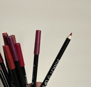 LAPIZ DELINEADOR DE LABIOS PINK 21