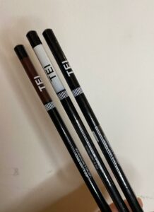 LAPIZ DELINEADOR CON SACAPUNTAS TEI