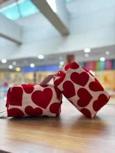 PORTACOSMETICOS CARTUCHERA CORAZONES