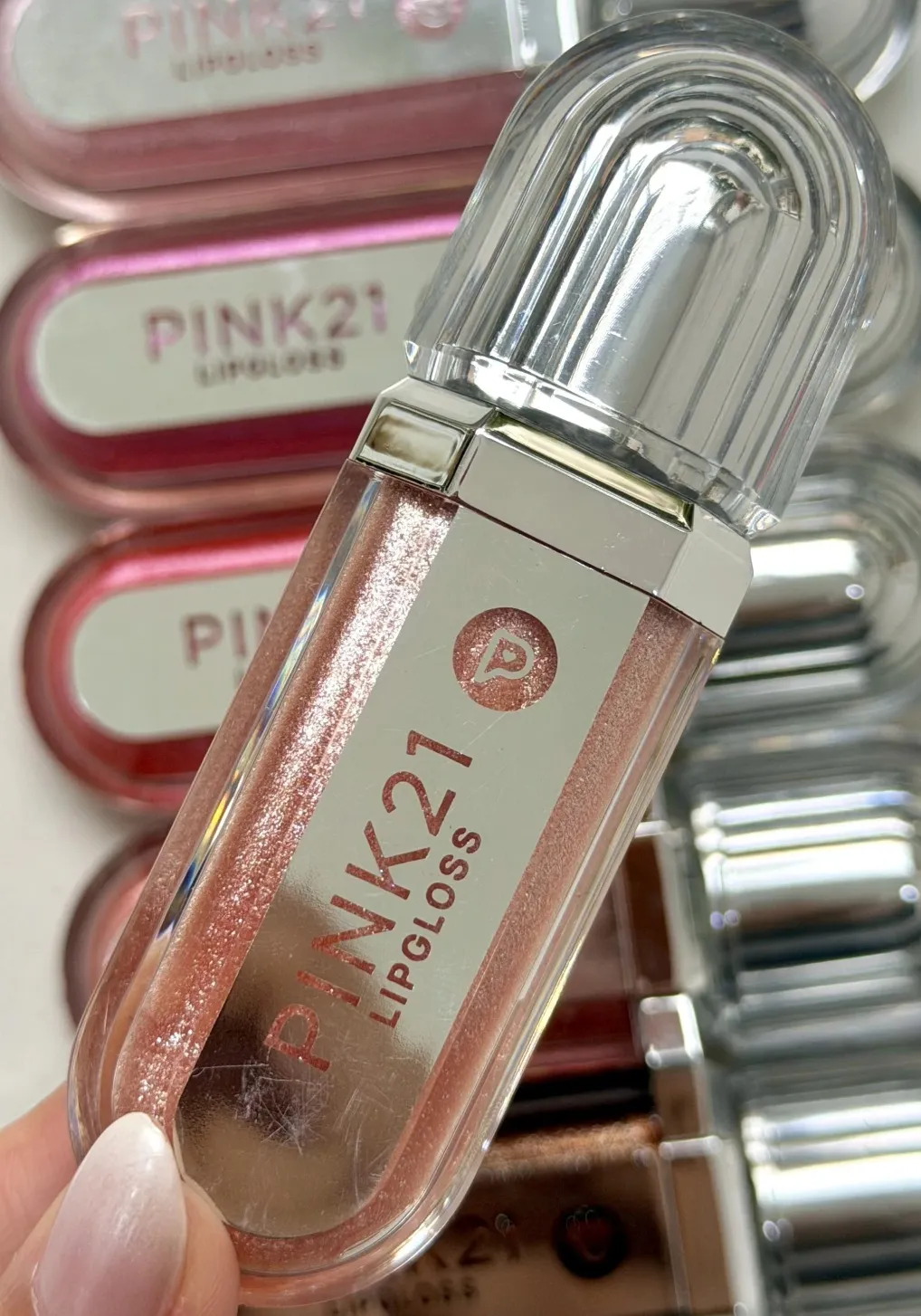 LIP GLOSS LOOK AT YOU PINK 21