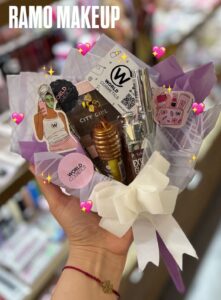 RAMO DE MAQUILLAJE 45
